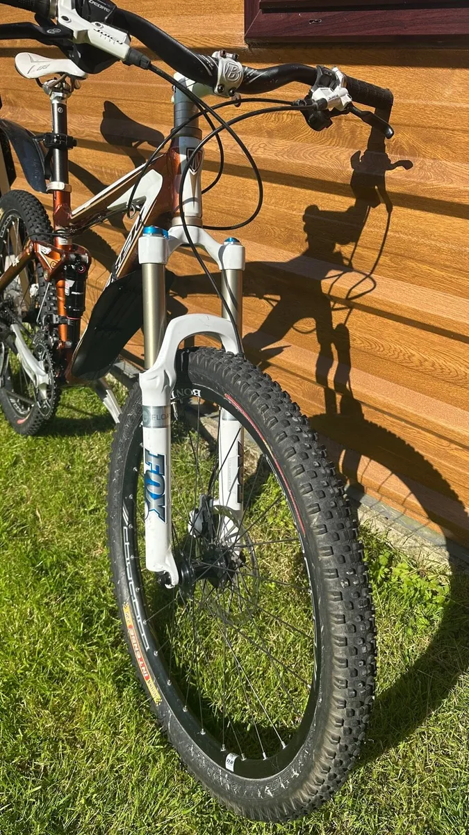 Trek Fuel EX8 mountain bike - Image 4