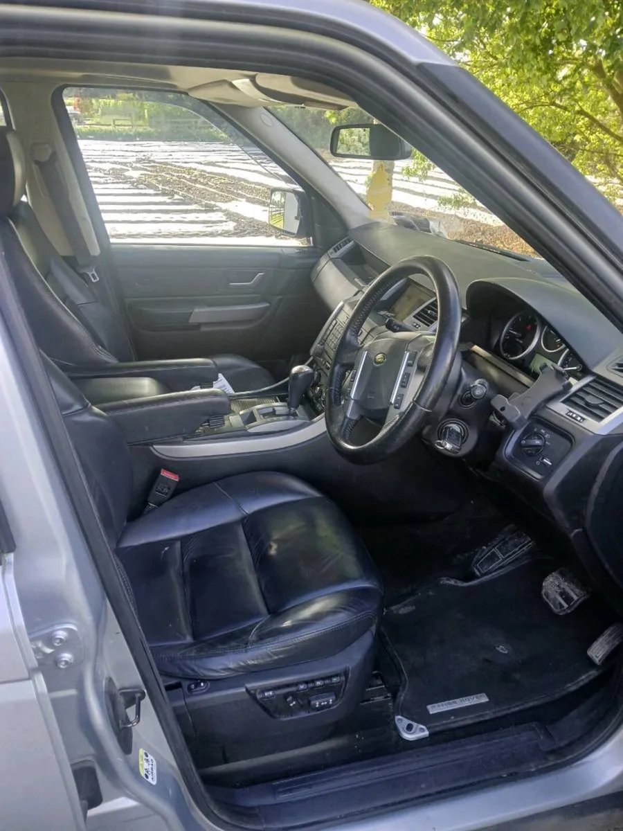 Rangerover sport 2.7 HSE - Image 4