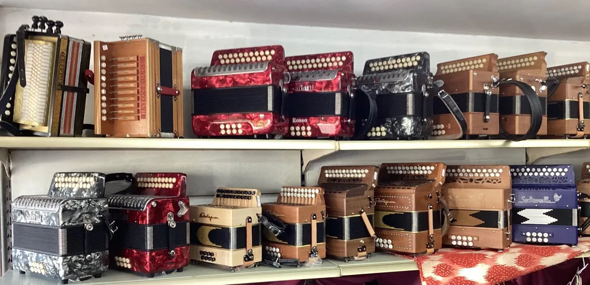 1 and 2 Row Melodions Accordions - Image 1