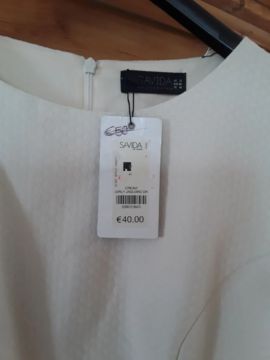 Brand new off-white coloured dress - Image 2