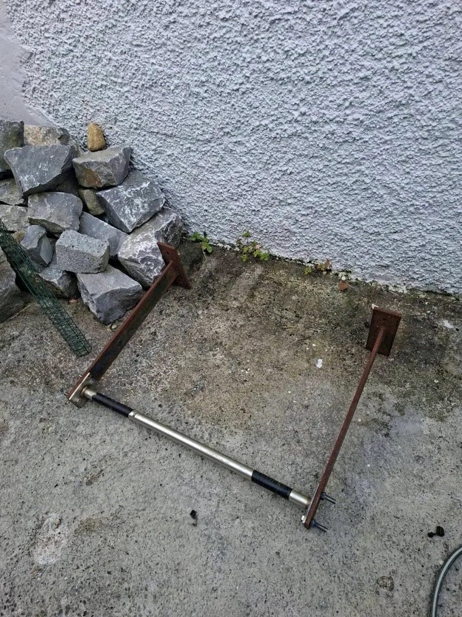 Pull up Bar - Image 2