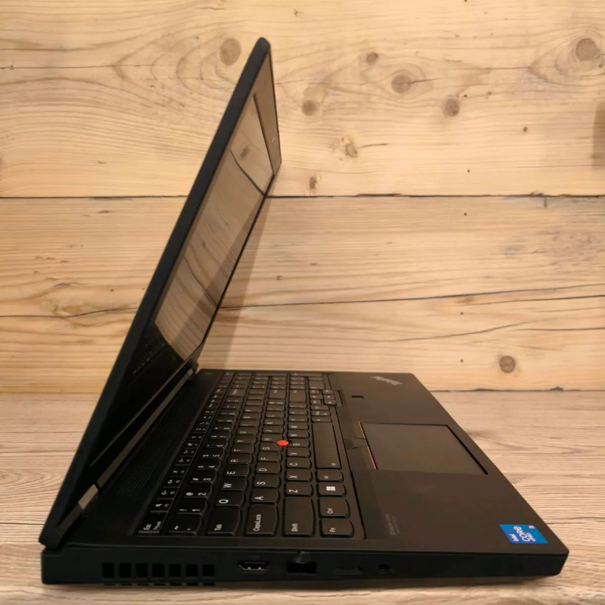 💻 Lenovo P15 Gen 2 / i5 11th / 24GB RAM / NVIDIA - Image 2