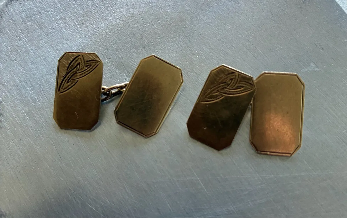 Vintage 9 ct Gold Cuff Links - Image 1