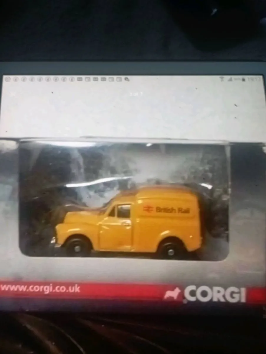 CORGI TRACKSIDE DIE - CAST MODLES 1-76 SCALE - Image 3