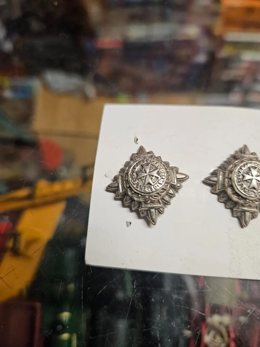 British Army Military Badges Pips - Image 3