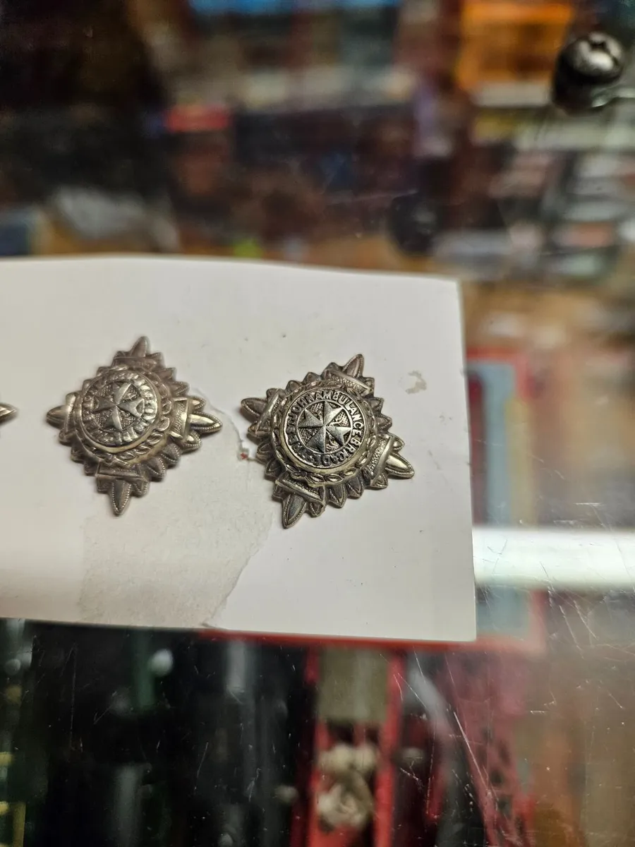 British Army Military Badges Pips - Image 4
