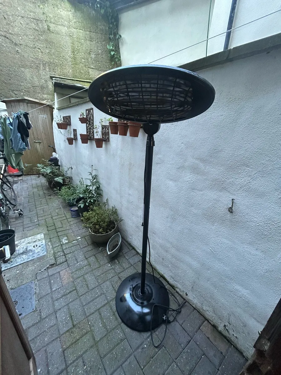 Patio heater - Image 1
