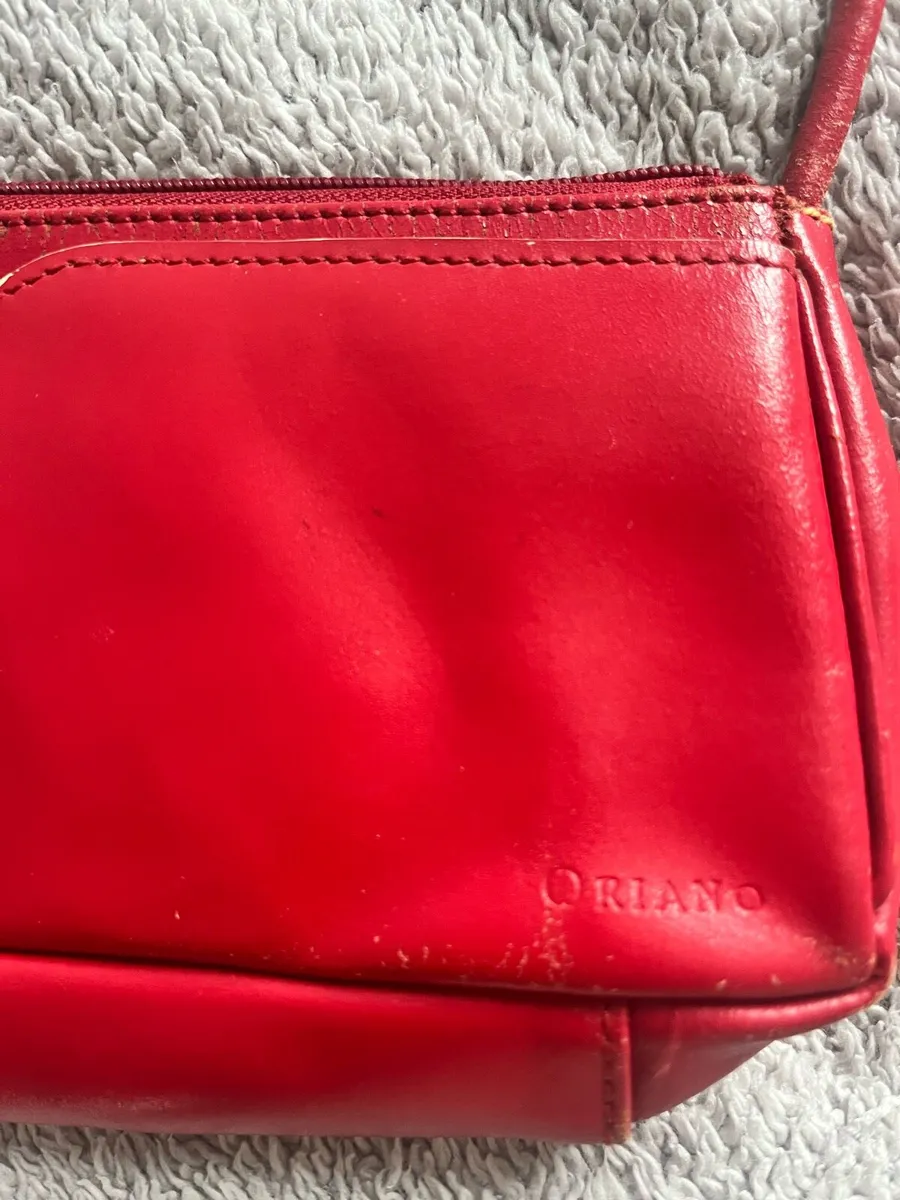 For sale Italian Oriano leather bag - Image 3