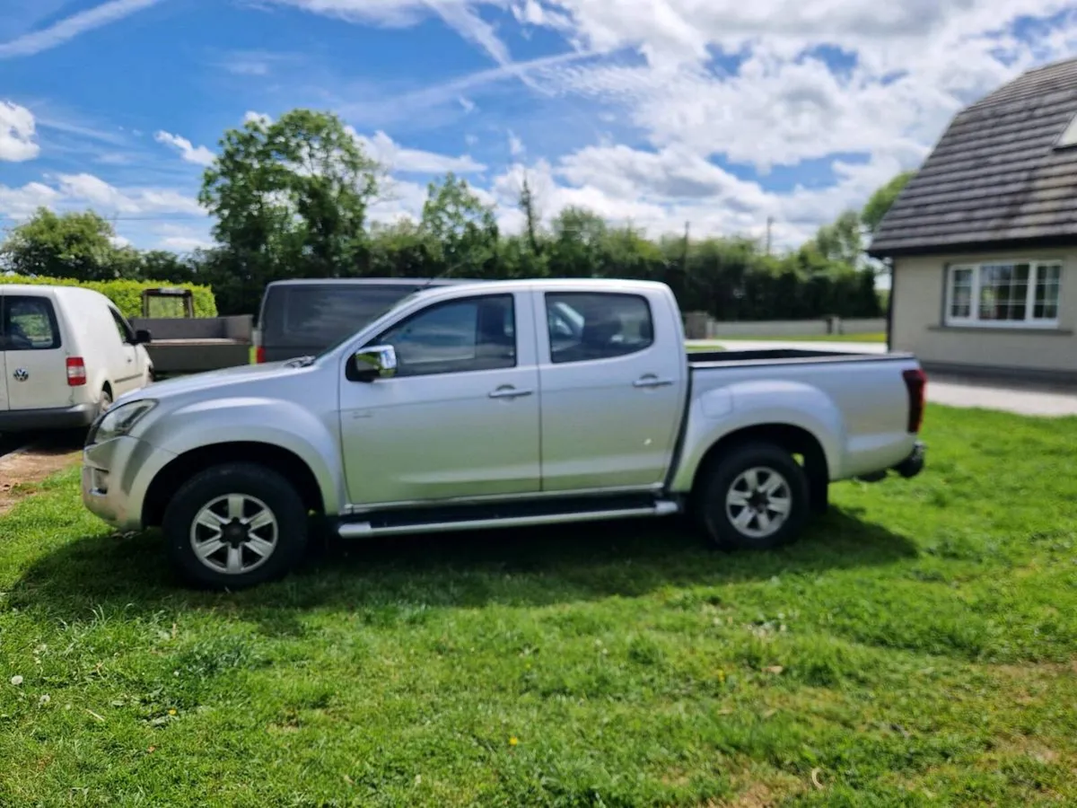Isuzu D-Max 2015 - Image 2
