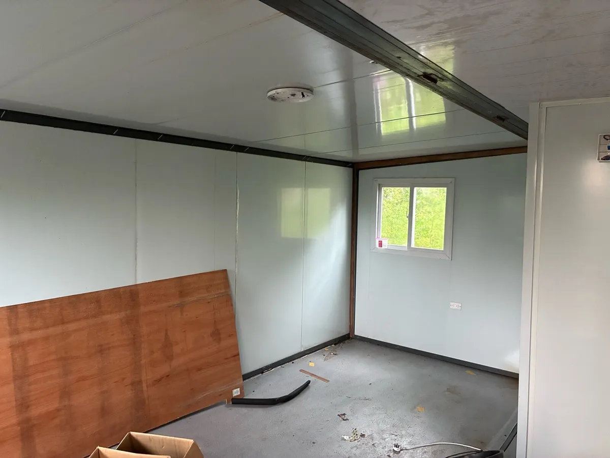 Cabin - Image 2
