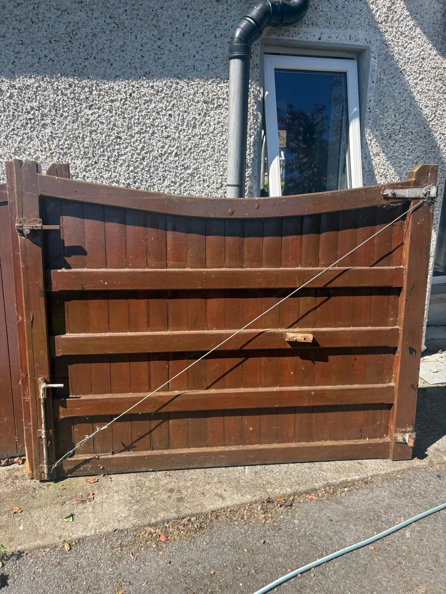 Timber Gates - Image 2