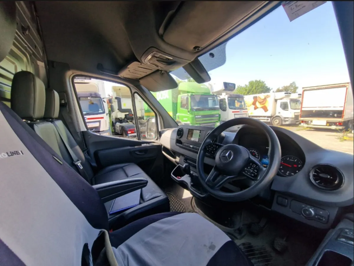 2023 Mercedes-Benz Sprinter LWB - Image 2