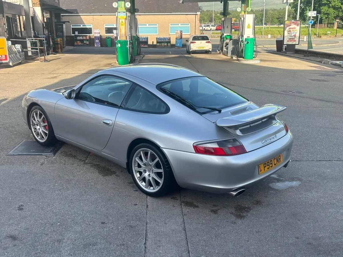 2001 Porsche 996.2 Carrera 4 Aero Manual - Image 1