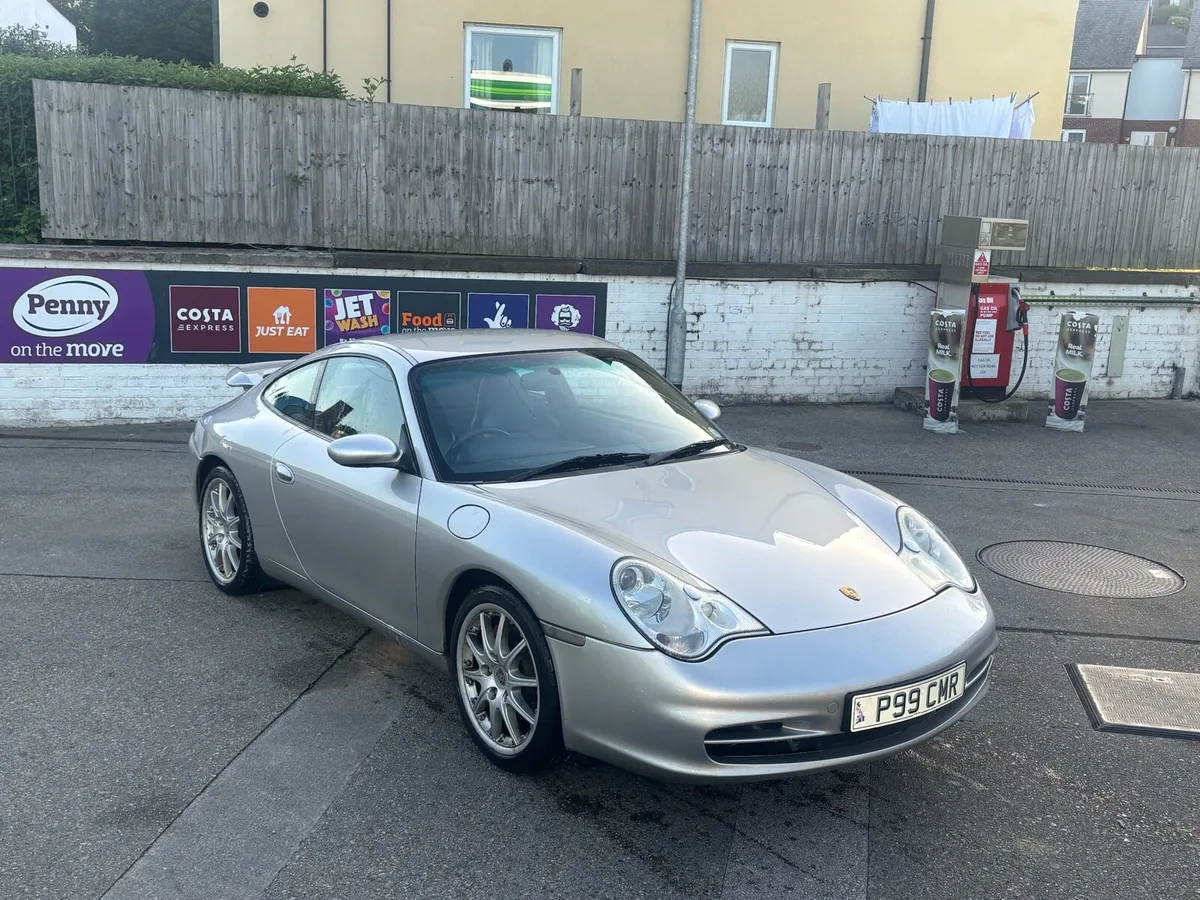 2001 Porsche 996.2 Carrera 4 Aero Manual - Image 3