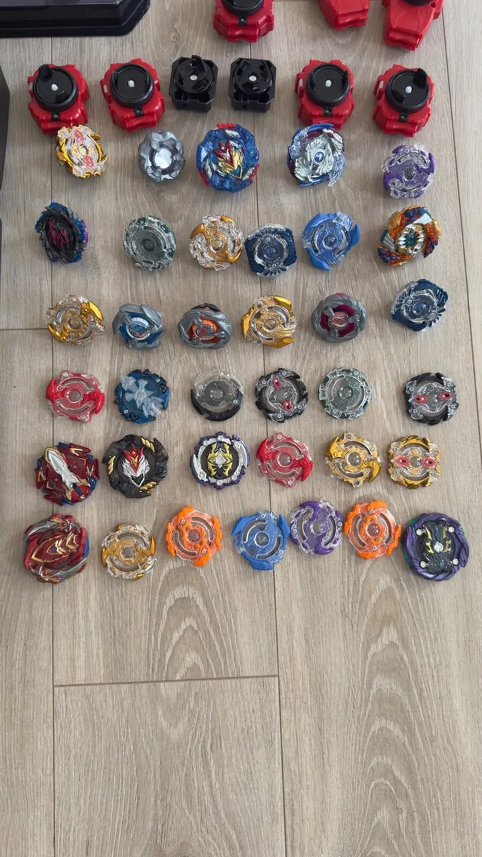 *SAVE € 200* Massive Beyblade X Generation Lot - Image 2