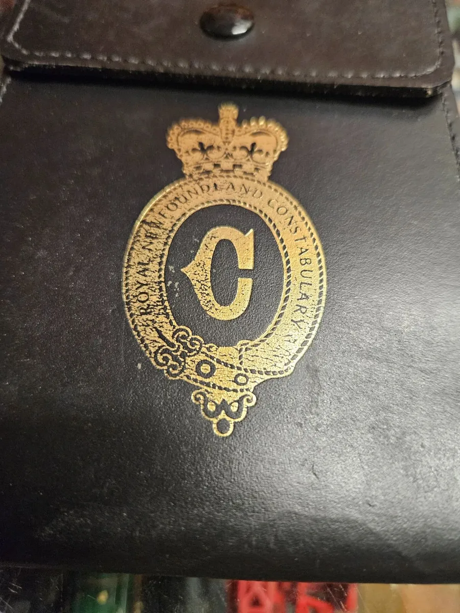 Newfoundland Police Pouch - Image 2
