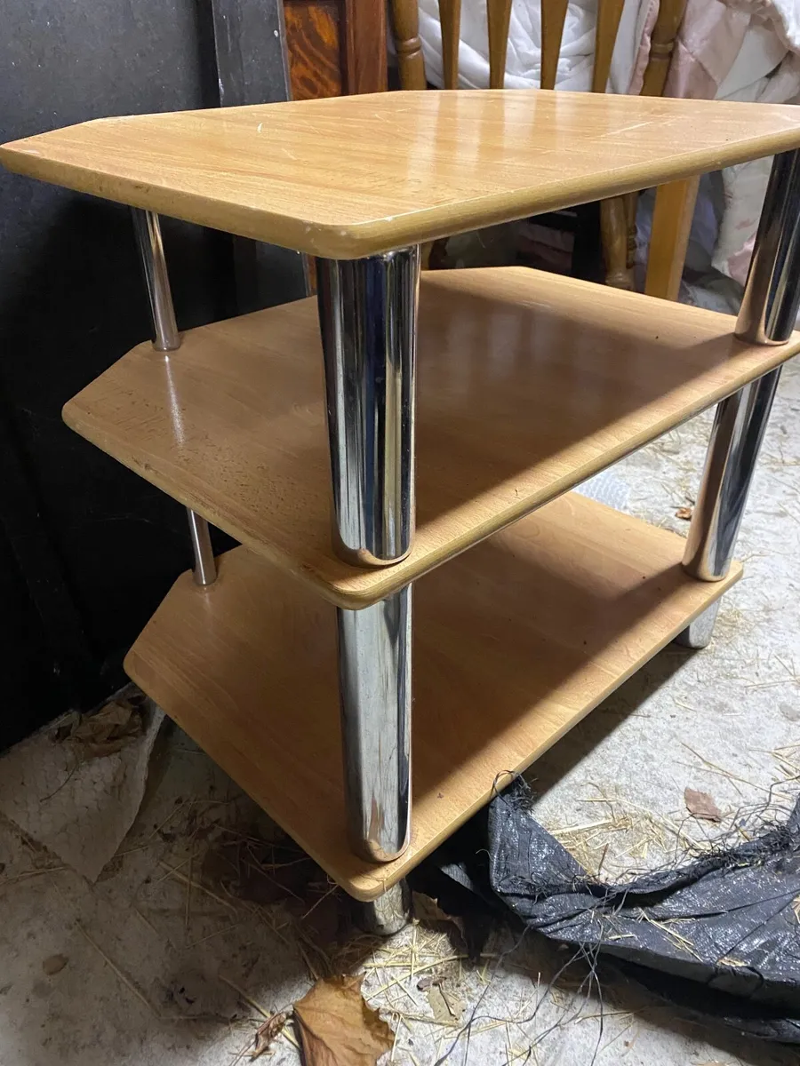 TV table - Image 4