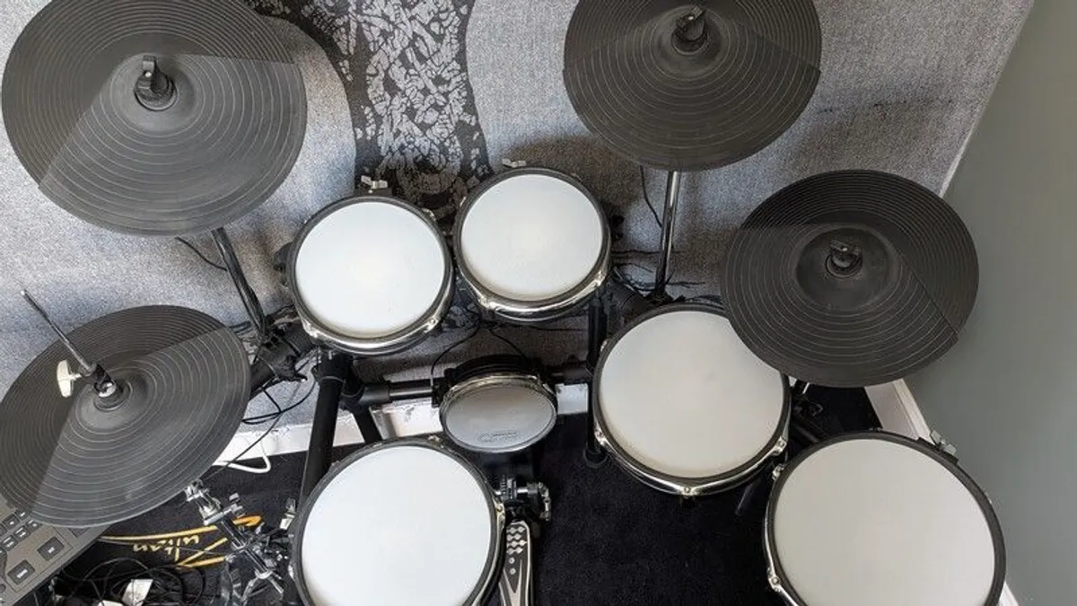 Drum kit - Image 3