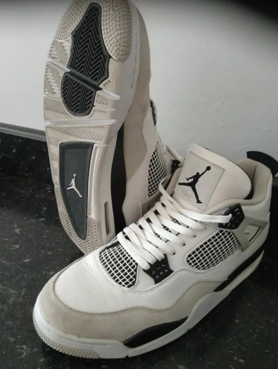 Size 12 Trainers - Image 1