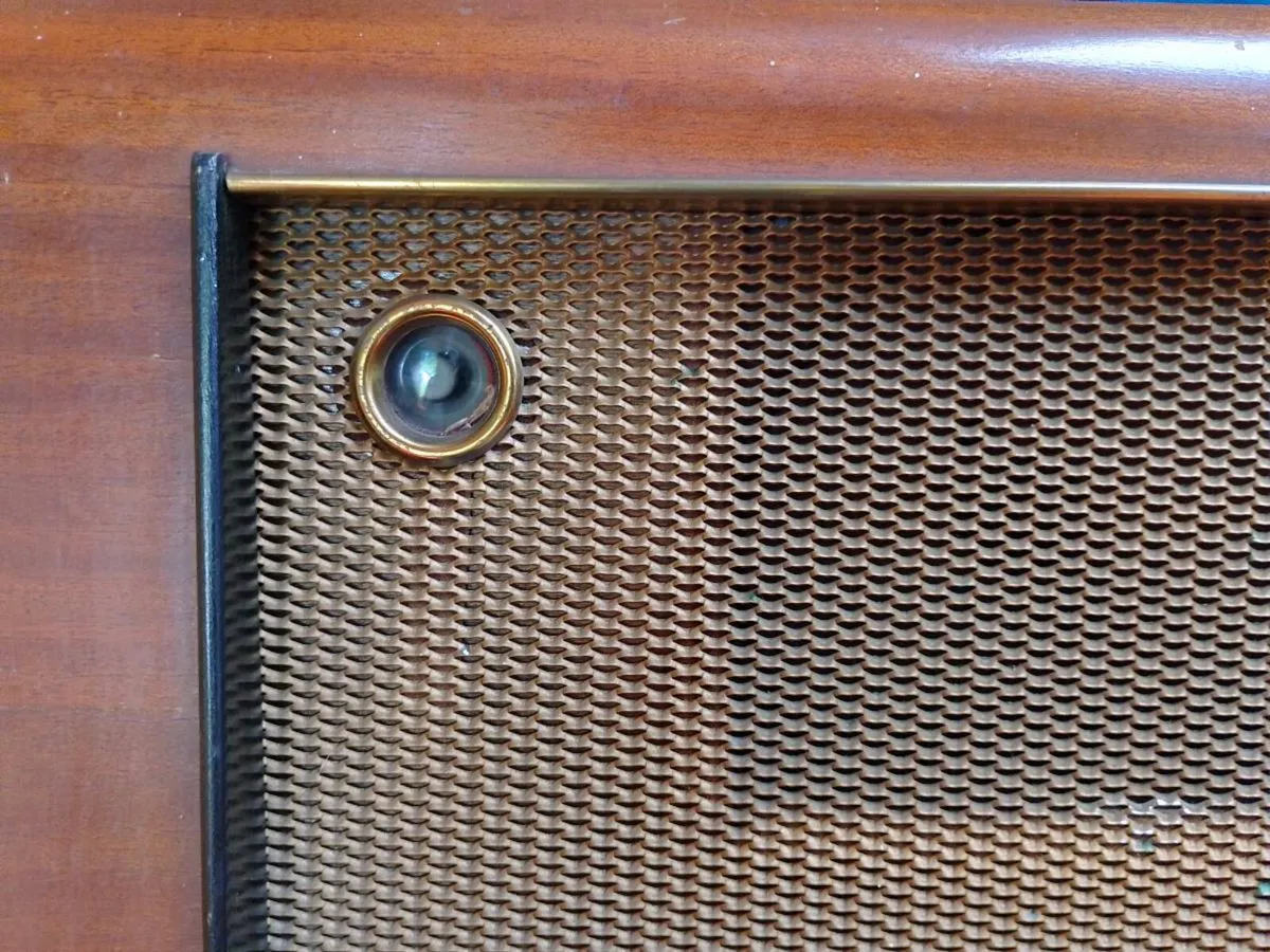 PYE Dundrum Ireland vintage radio - Image 4