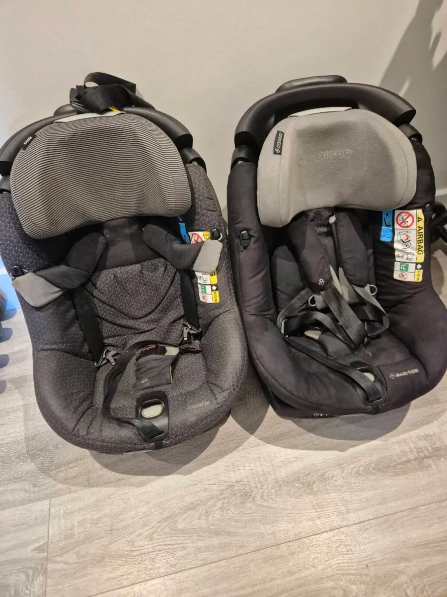 Car seat - Image 2