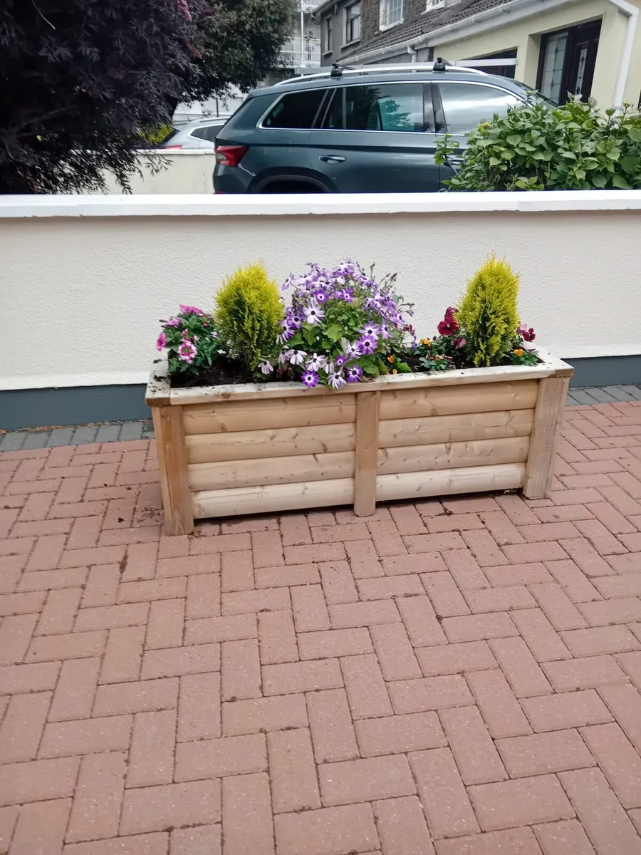 Garden planters - Image 2