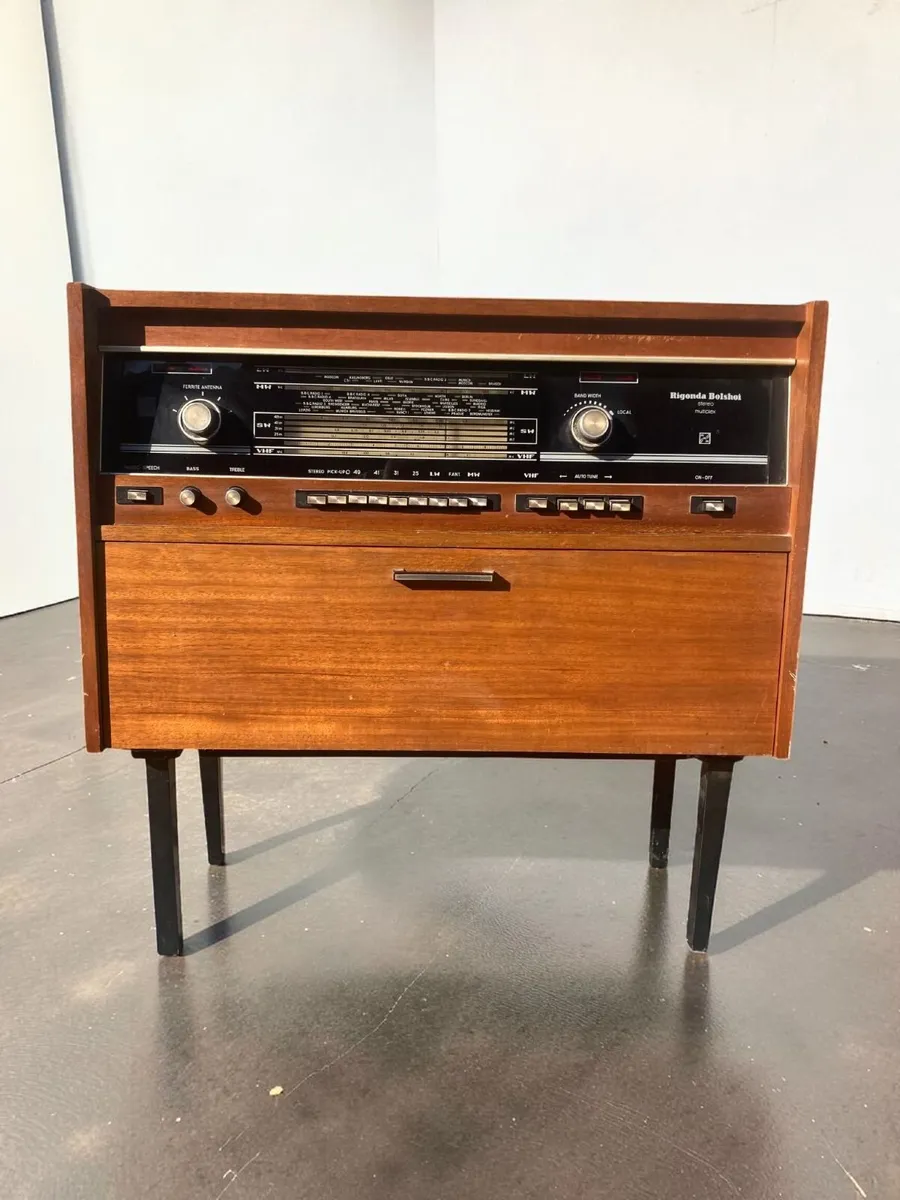 Mid Century Gramophone - TLC - Image 2