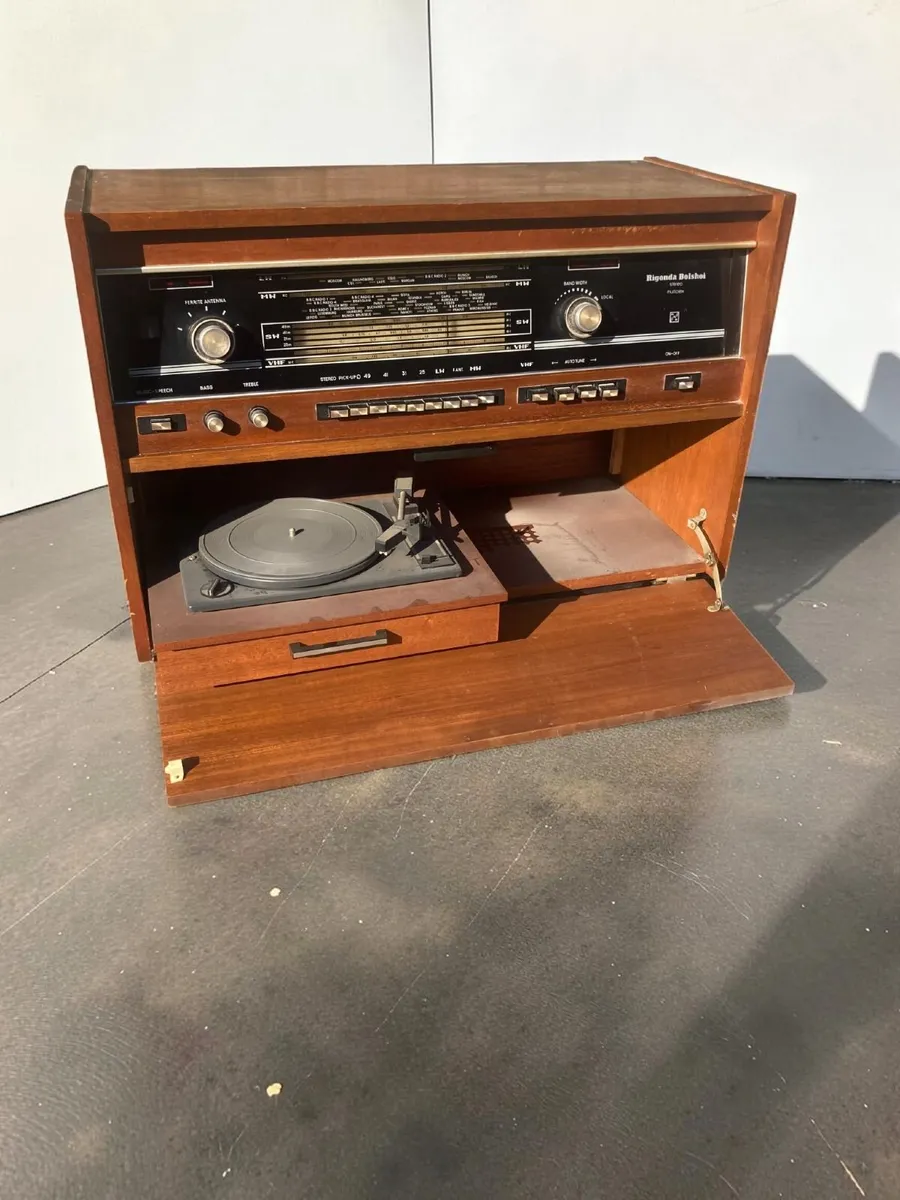 Mid Century Gramophone - TLC - Image 4