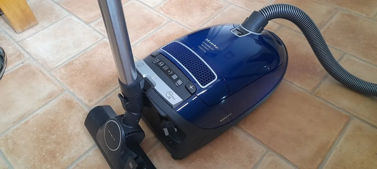 Miele vacuum/Hoover cleaner - Image 3