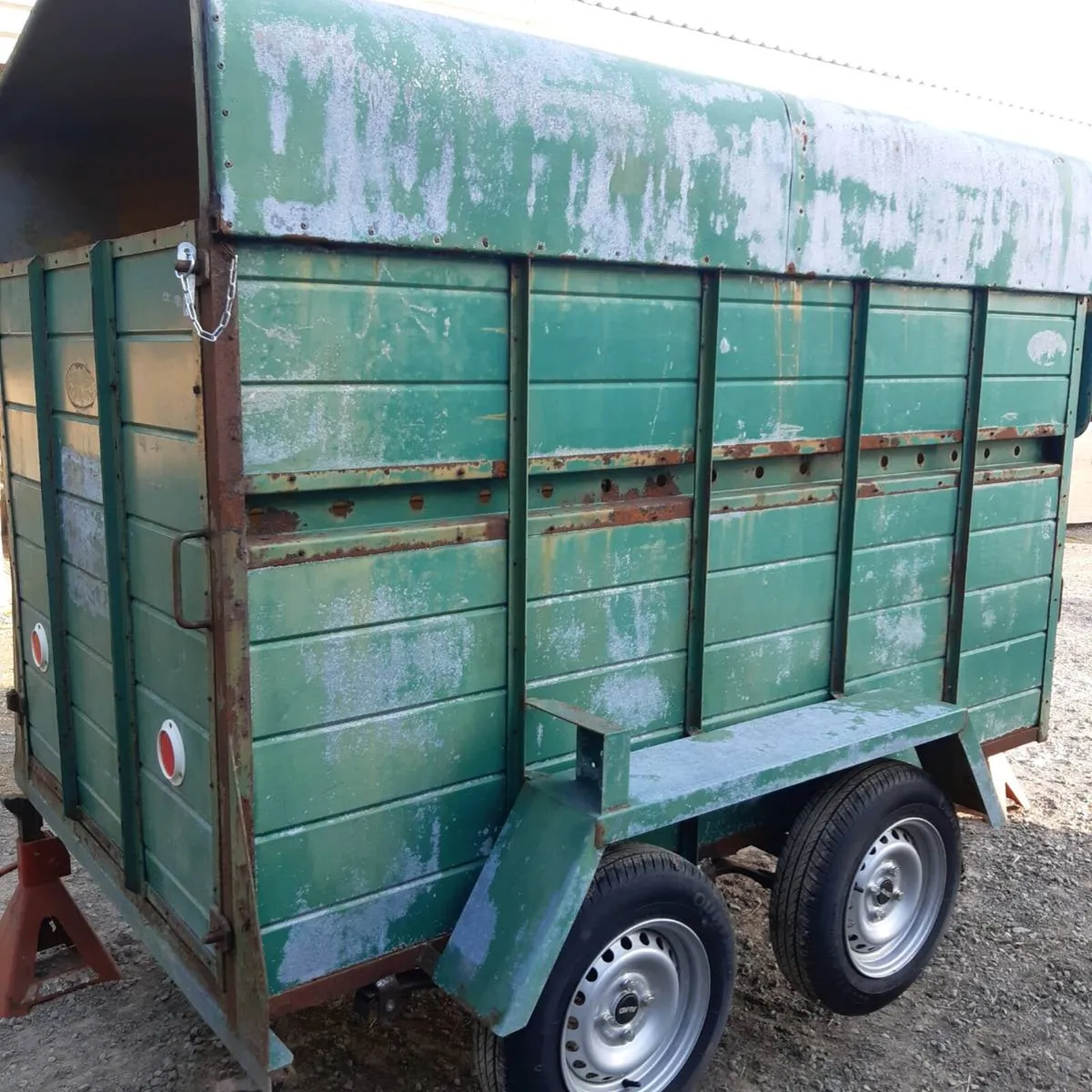 Cow trailer - Image 3