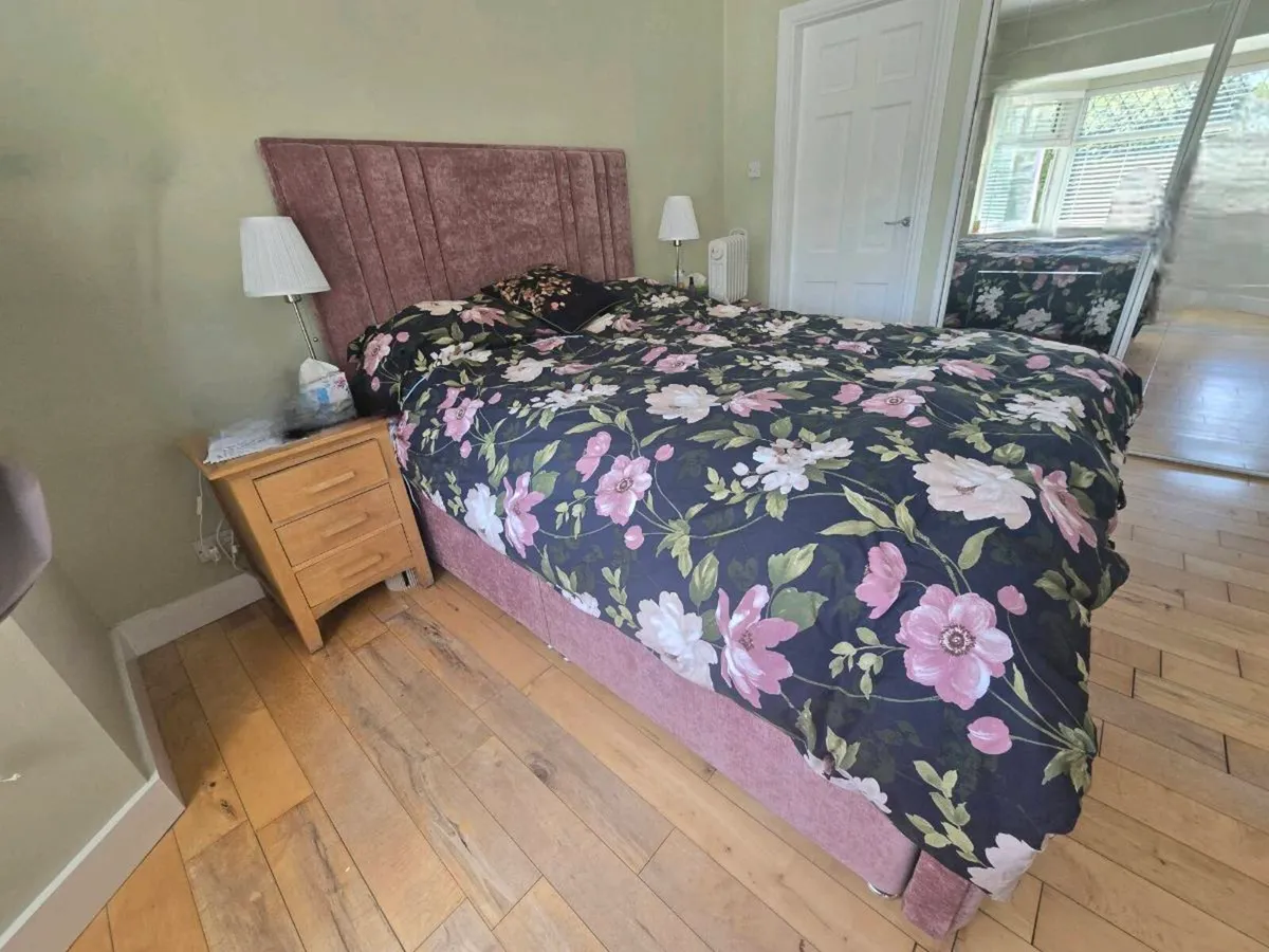 Bed frame - Image 2