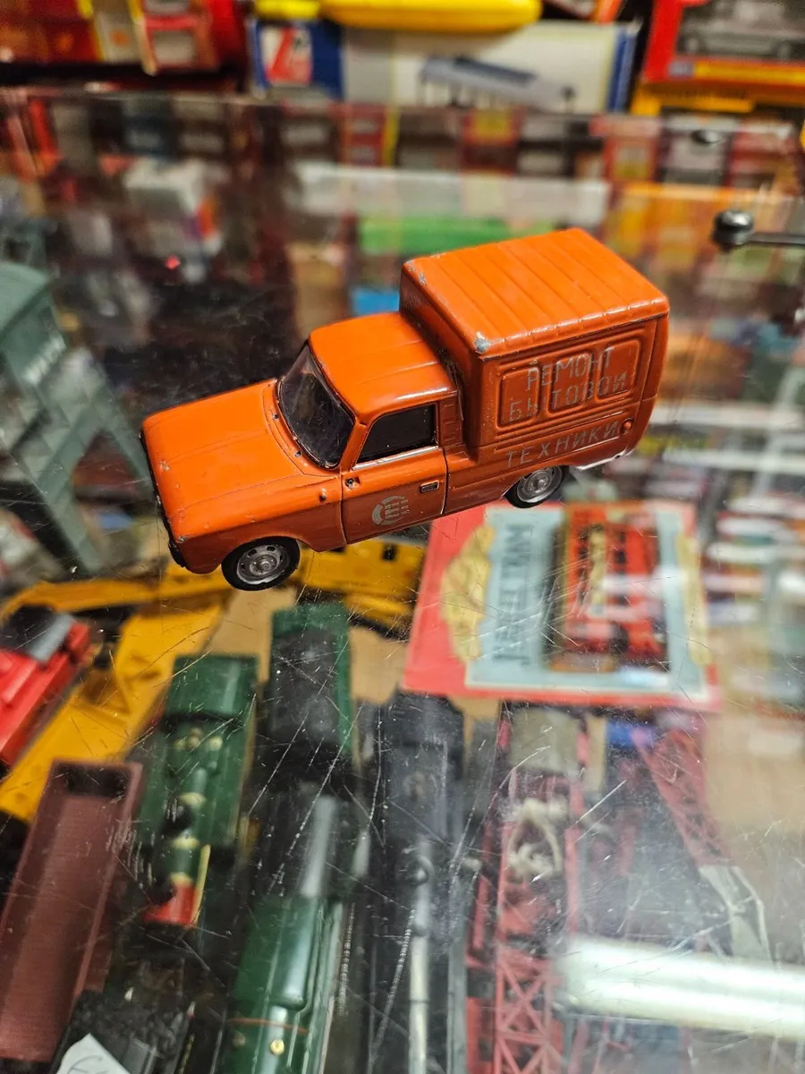 Corgi Deagastoni Van - Image 1