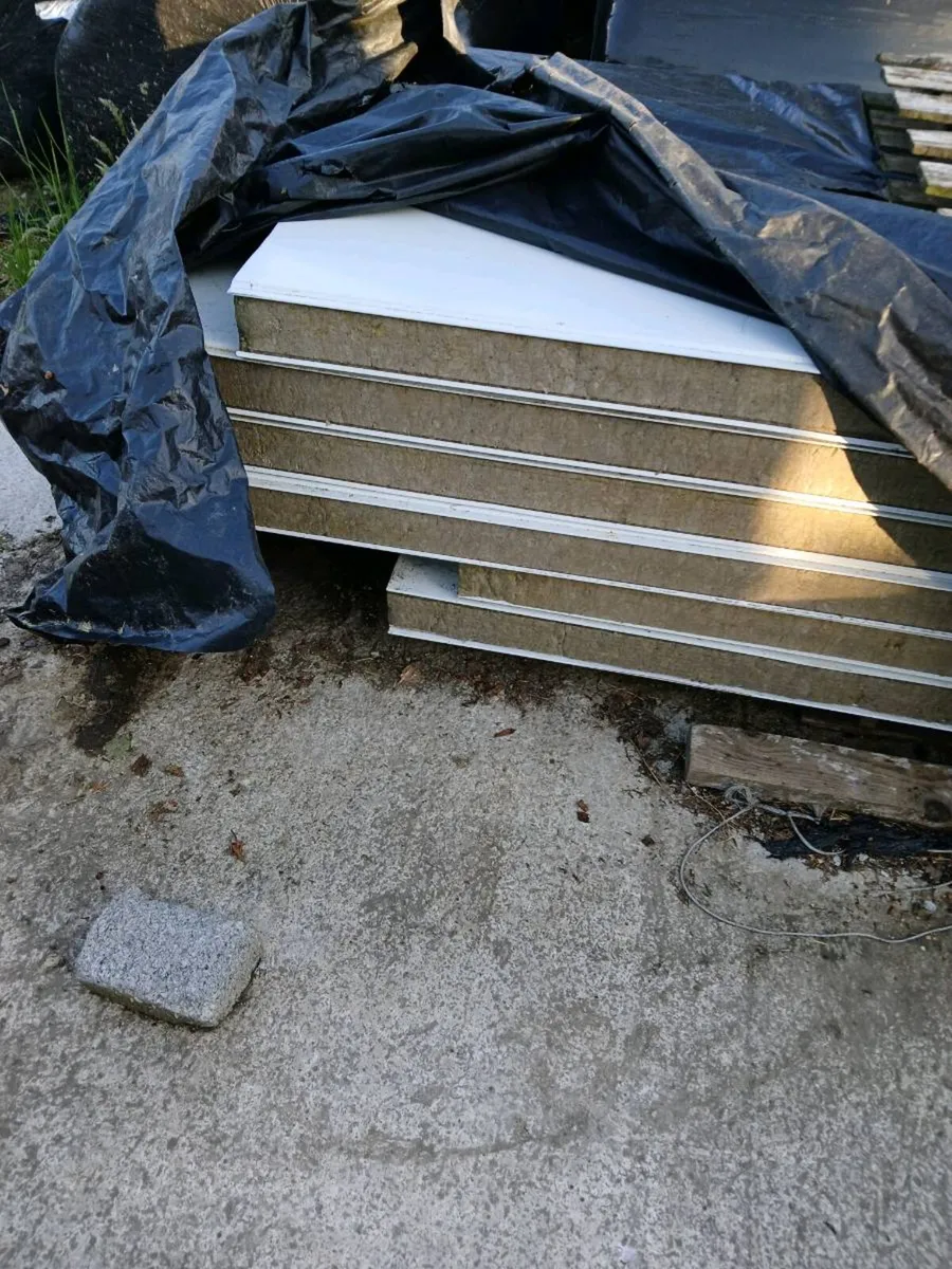 Insulated panels - Image 1