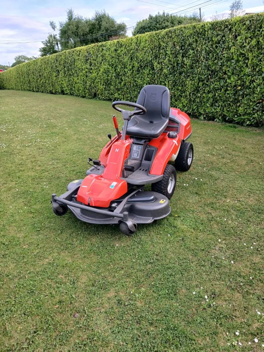 Husqvarna Rider 18 - Image 1