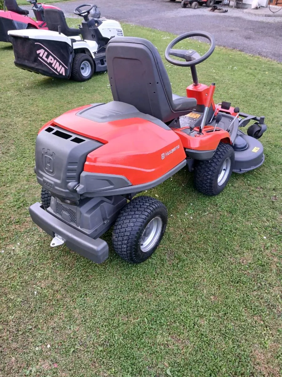 Husqvarna Rider 18 - Image 2