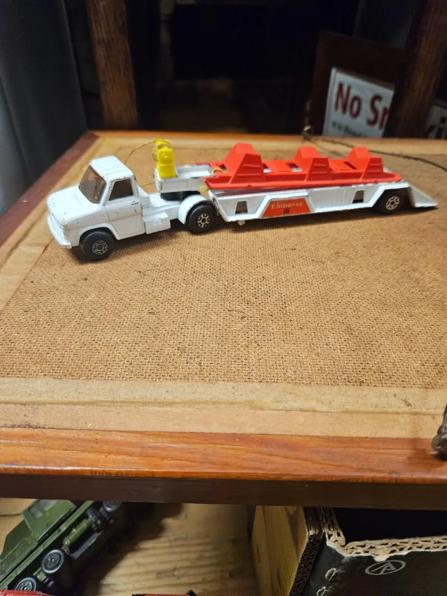Matchbox Superkings Power Boat Transporter - Image 1