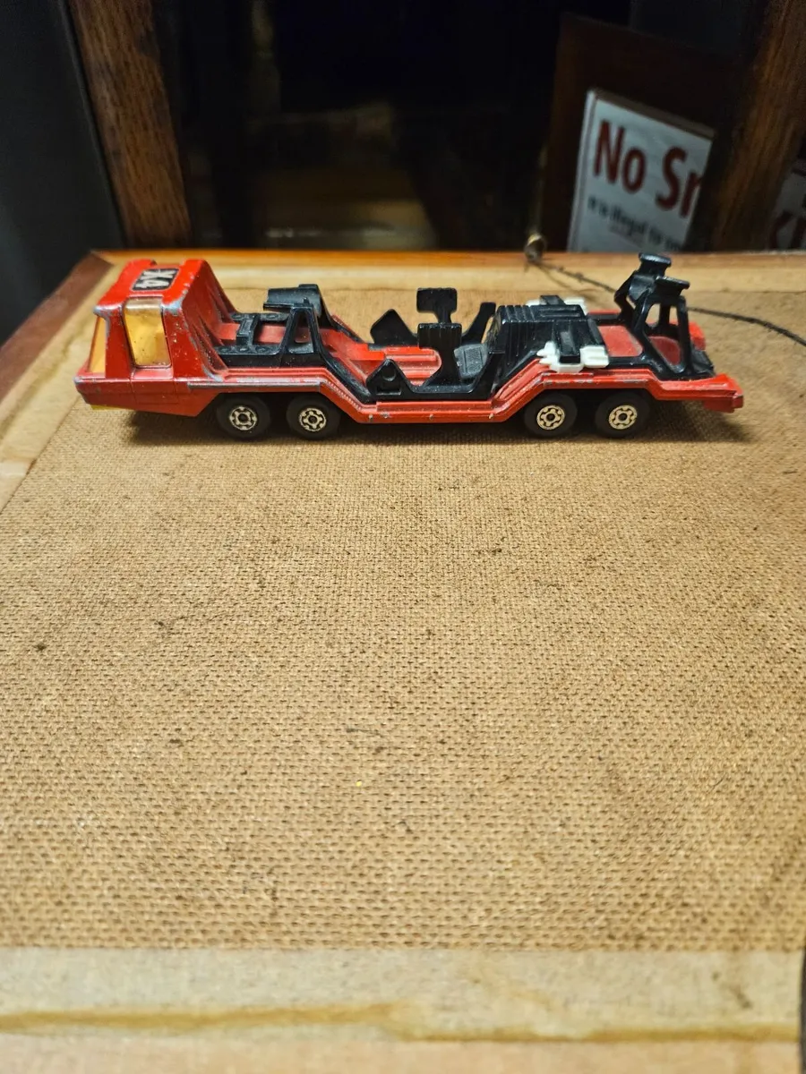 Matchbox Superkings Jet Transporter - Image 2