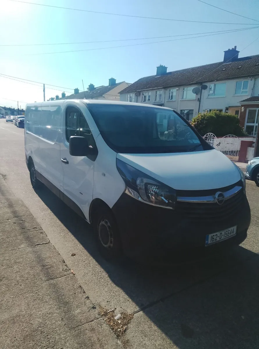 Opel Vivaro 2016 - Image 1