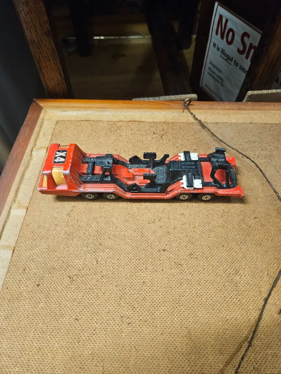 Matchbox Superkings Jet Transporter - Image 1