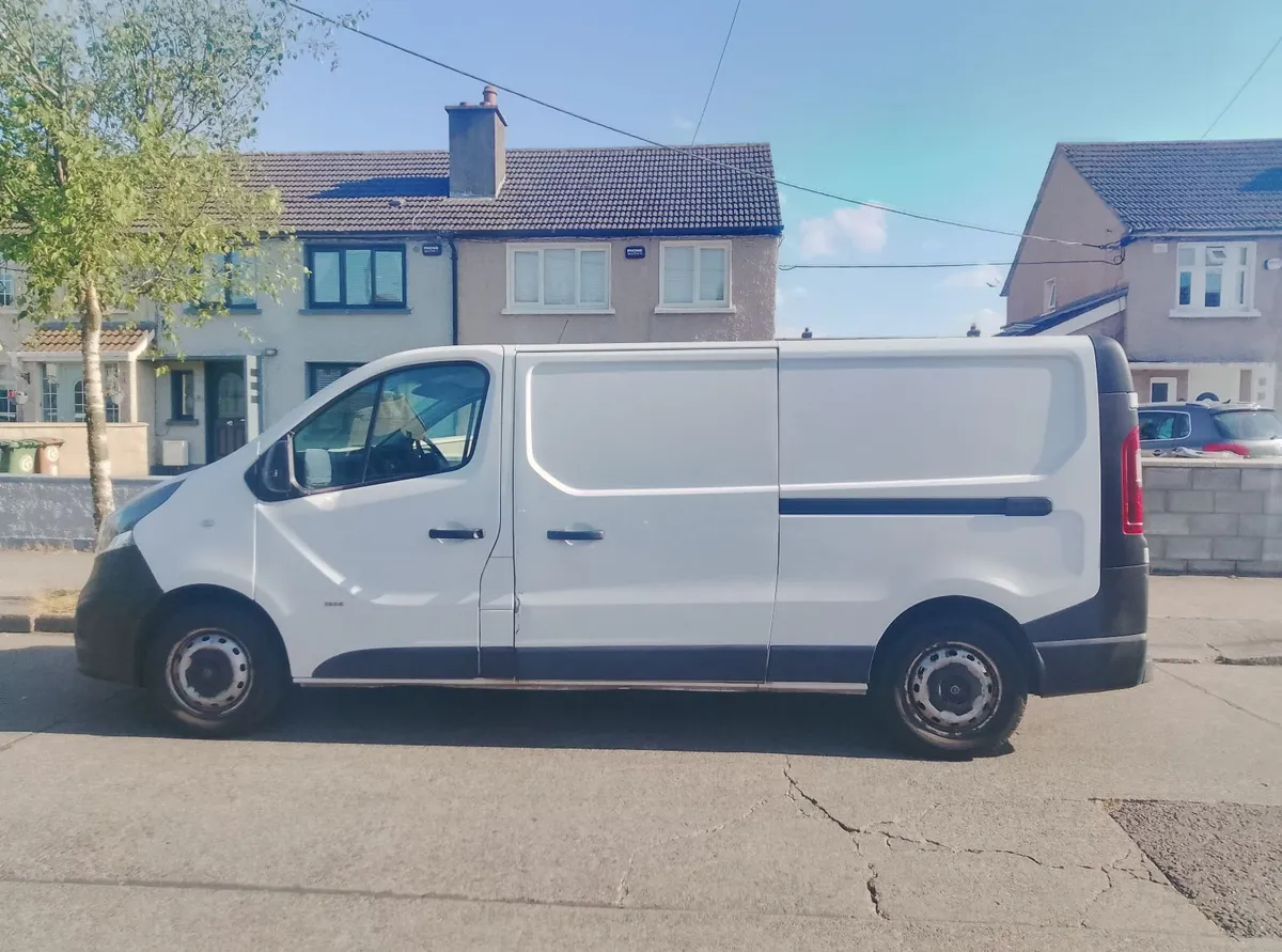 Opel Vivaro 2016 - Image 4