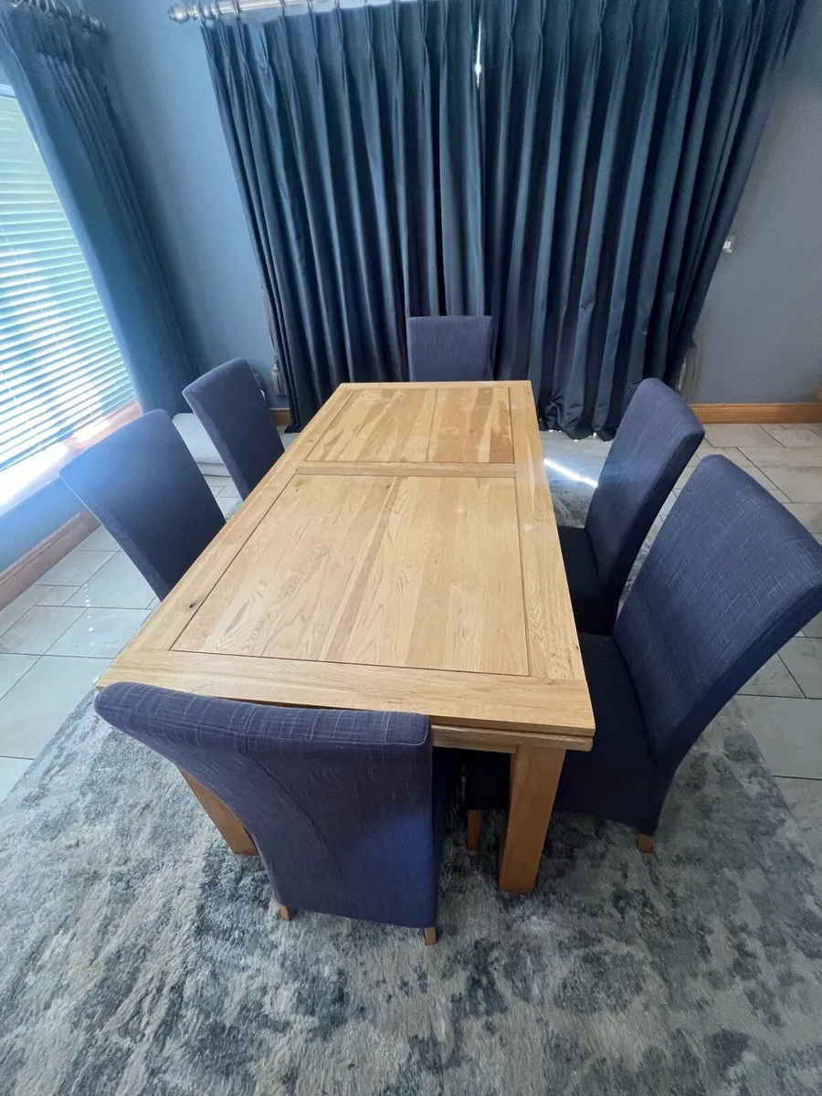 Extendable Oak Dining Table - Image 4