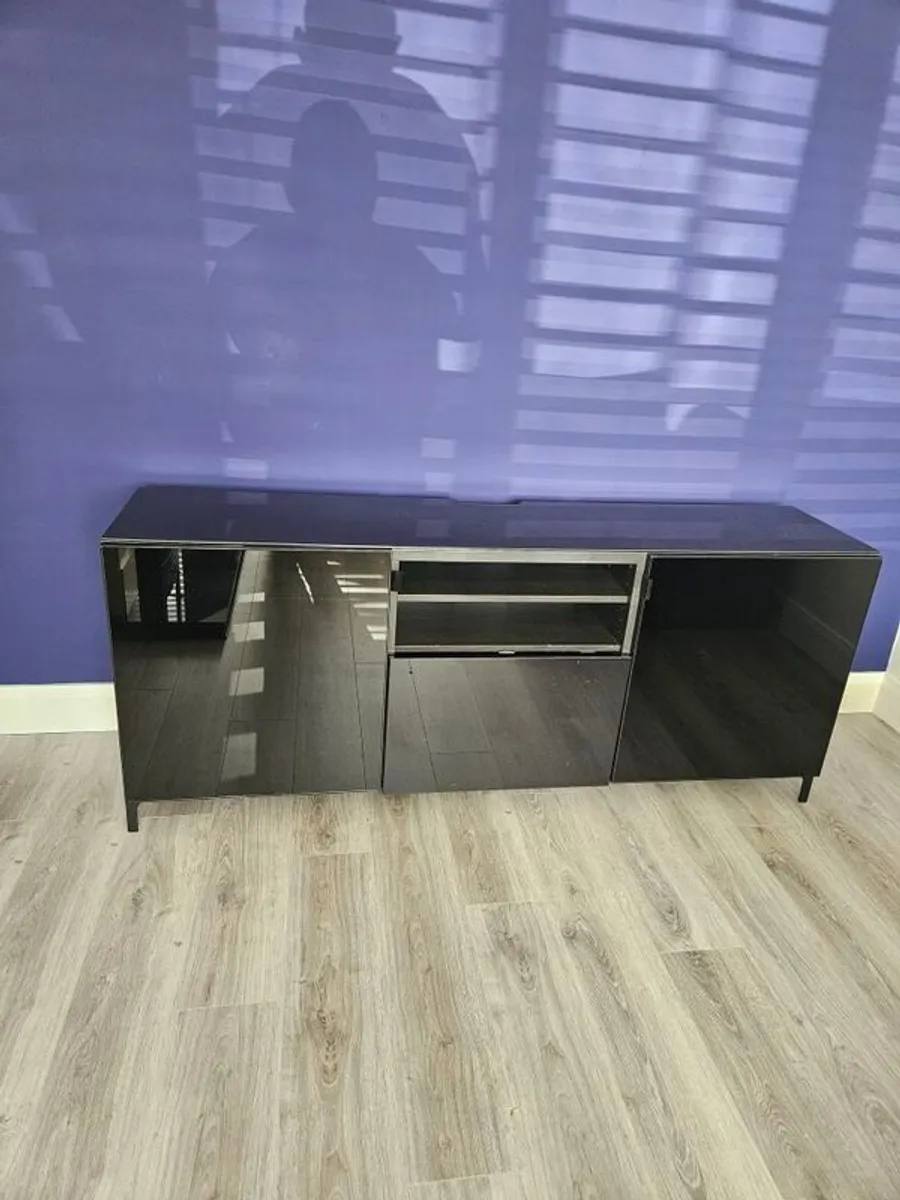 Free TV Unit - Image 1