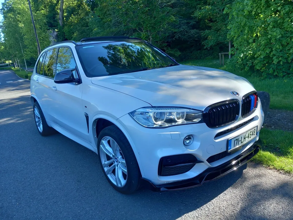 BMW X5 m50d - Image 1