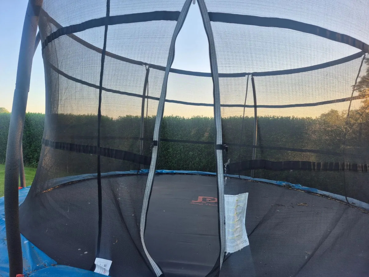 Trampoline - Image 2