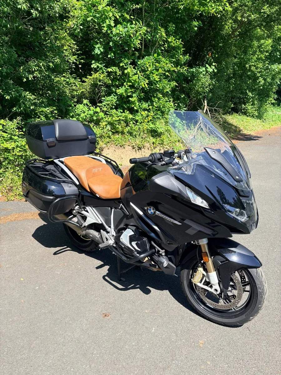 BMW R1250RT 2022 - Image 1