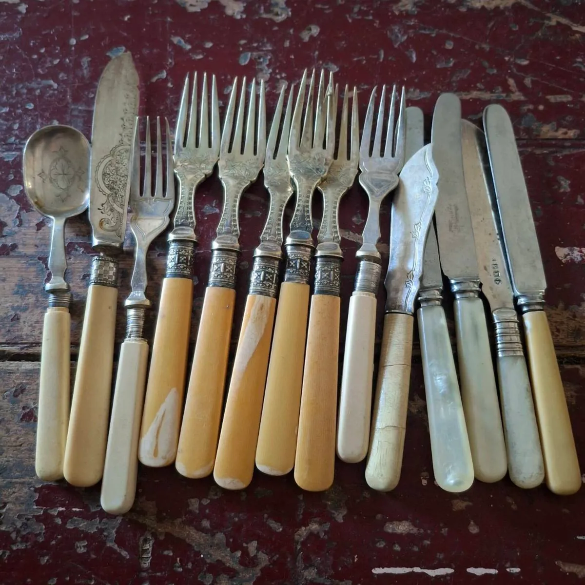 Vintage & Antique Cutlery - Image 1