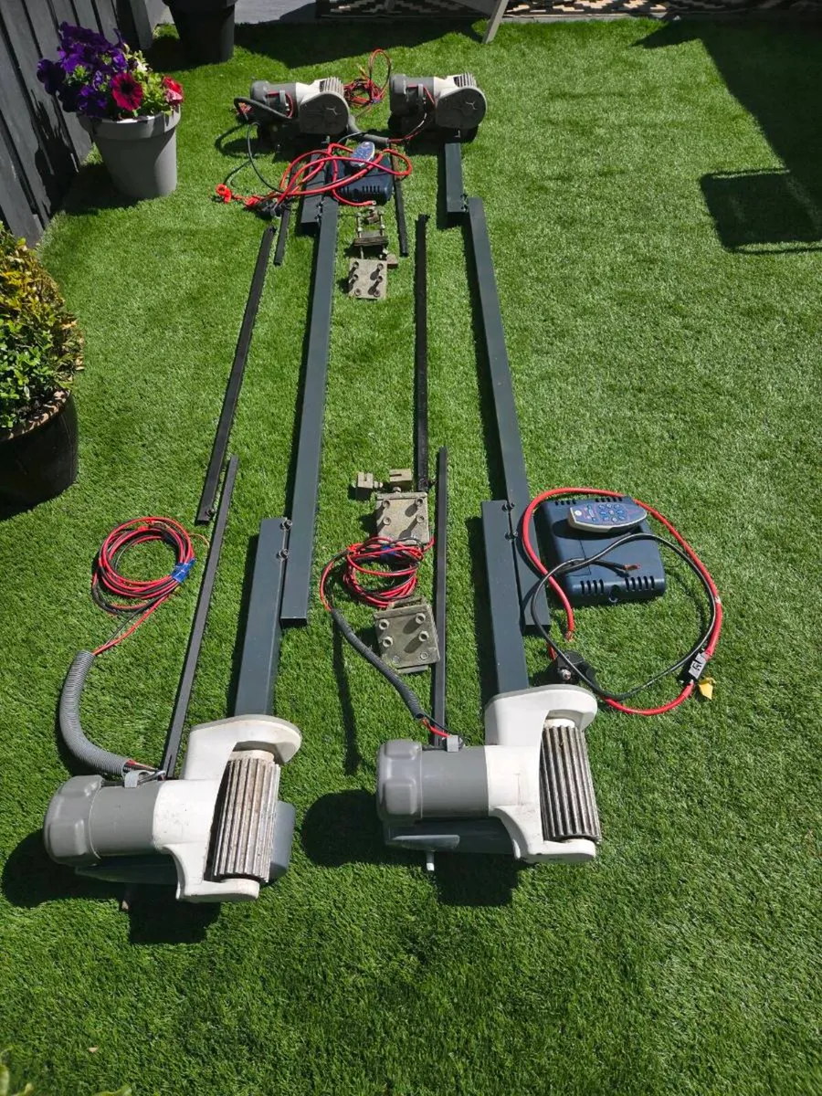 Motor movers - Image 2