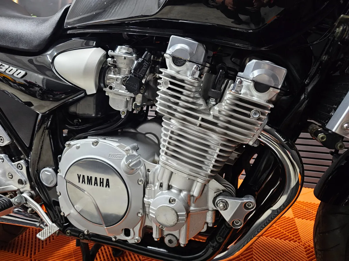 Yamaha XJR 1300 - Image 4