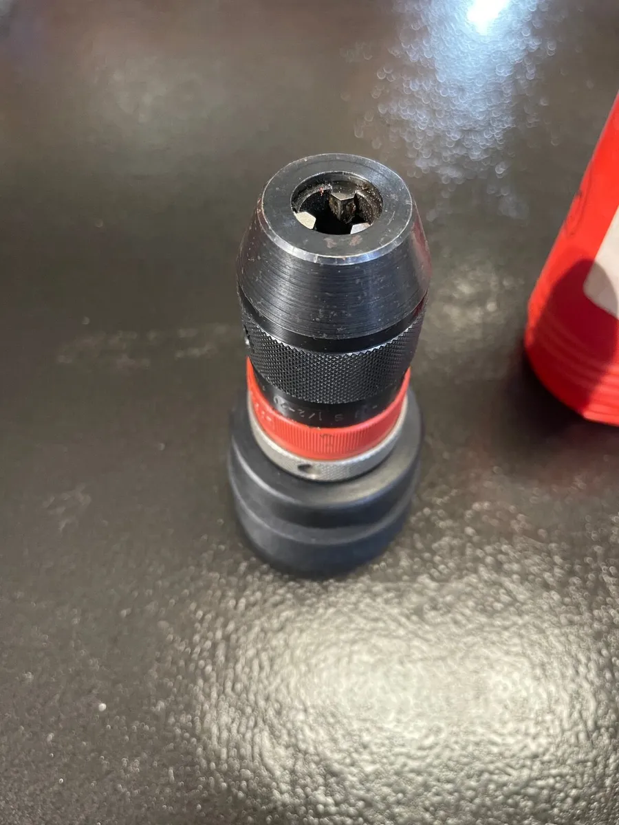 Hilti quick release chuck. - Image 2