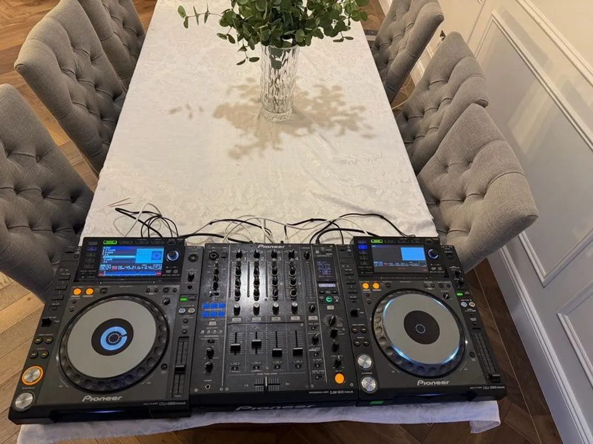 Dj setup - Image 1